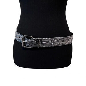 Unbranded | Silver  Embossed Belt | Size L